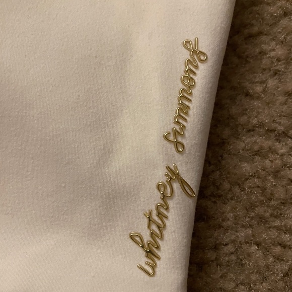 Whitney Simmons Gymshark - Picture 5 of 6